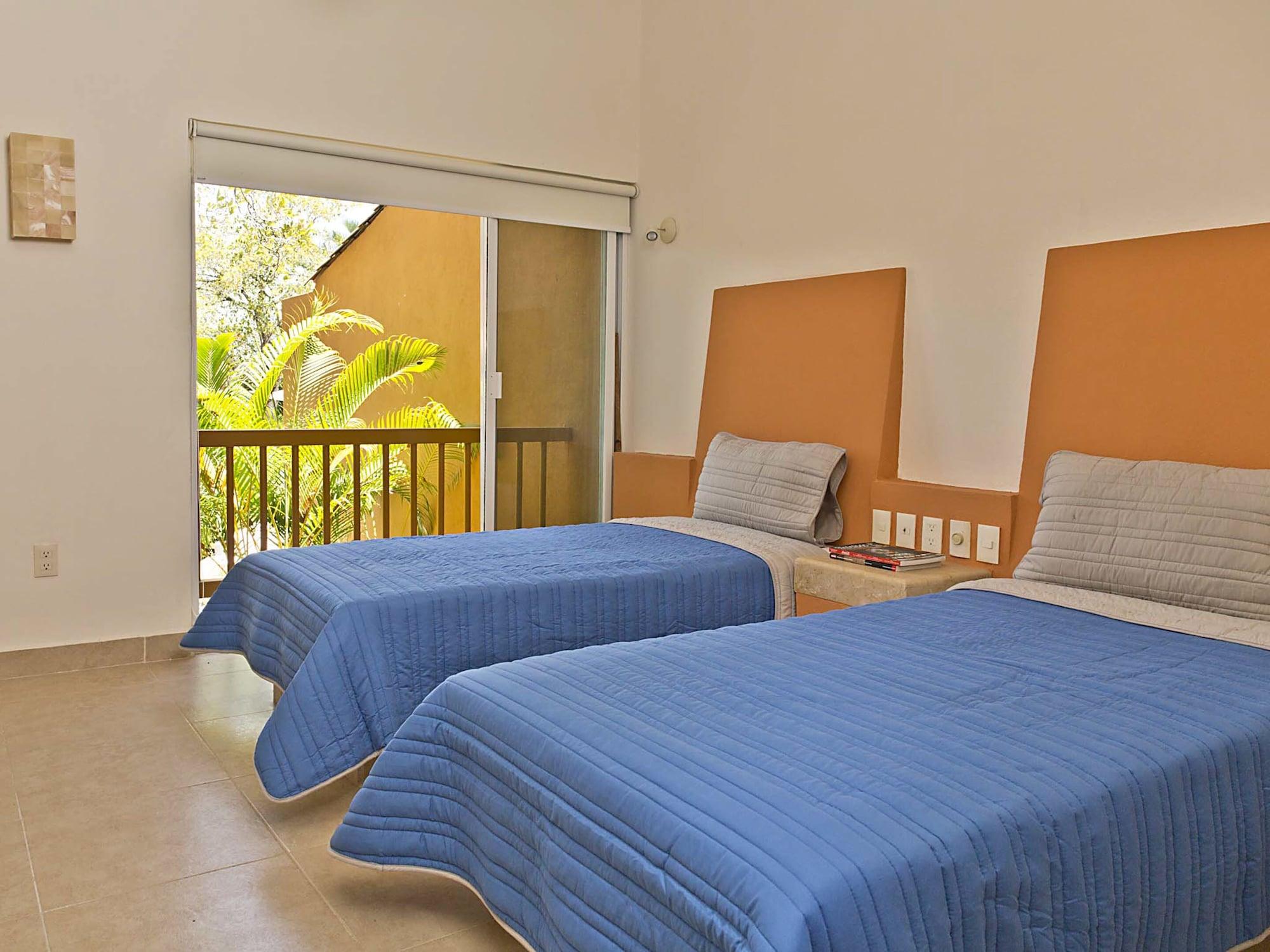 Hotel Ixzi Plus Ixtapa  Exteriér fotografie