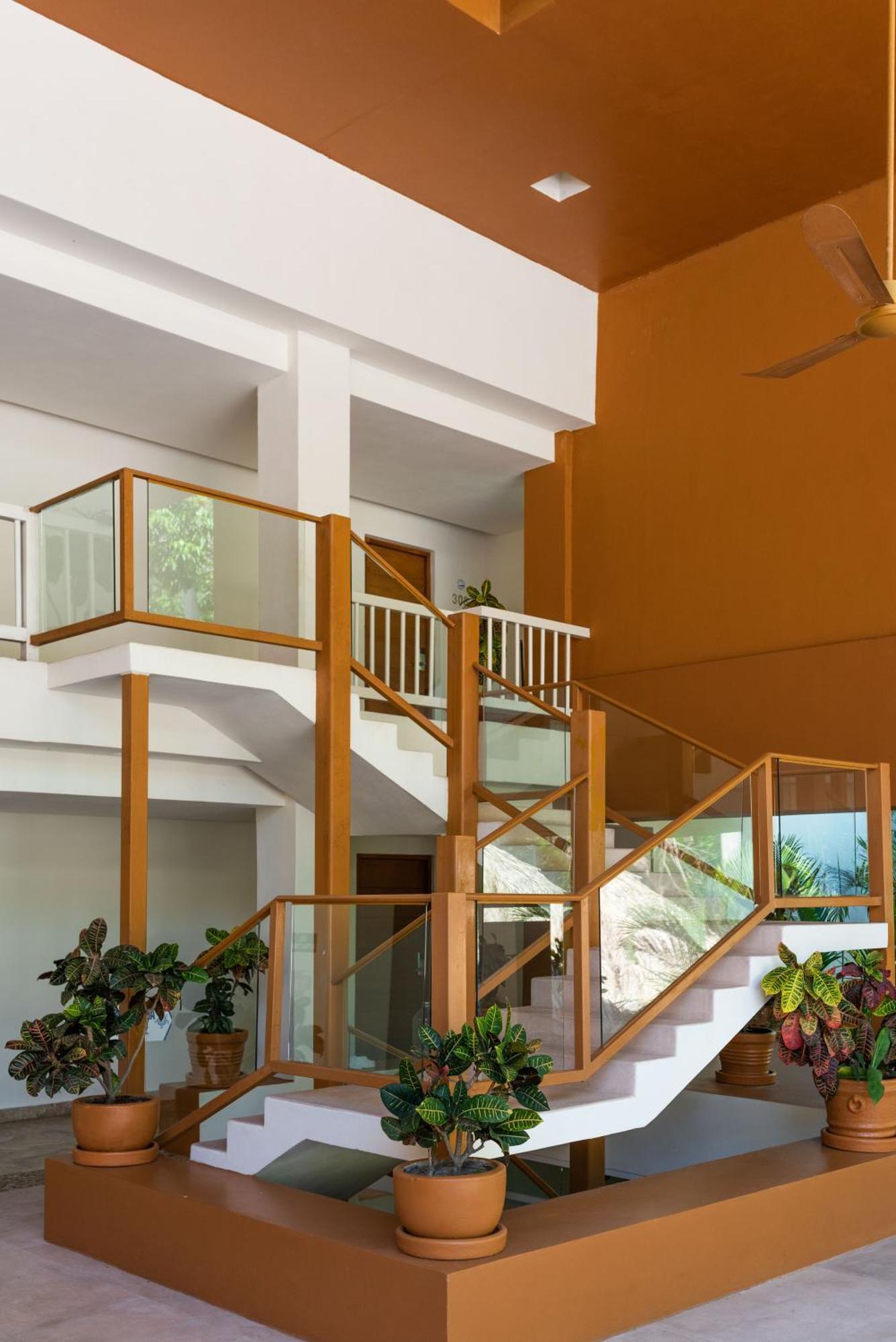Hotel Ixzi Plus Ixtapa  Exteriér fotografie