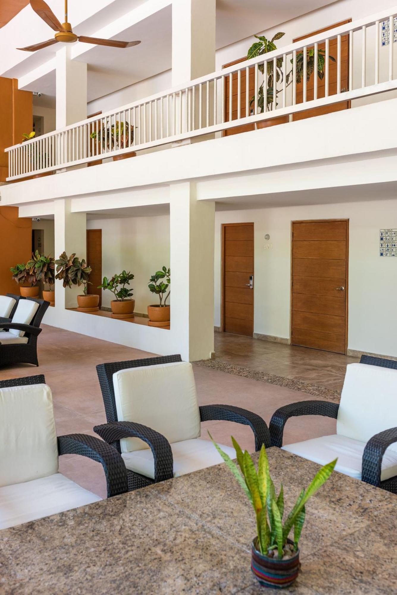 Hotel Ixzi Plus Ixtapa  Exteriér fotografie